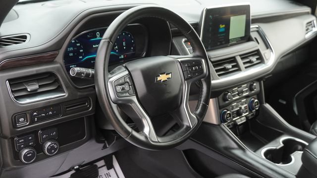 Used 2024 Chevrolet Suburban LT image 18