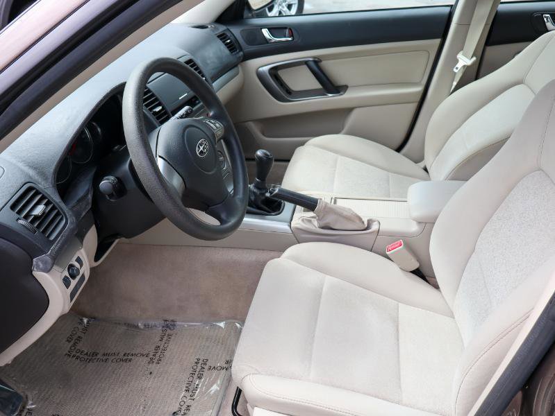 Used 2008 Subaru Outback 2.5i image 10