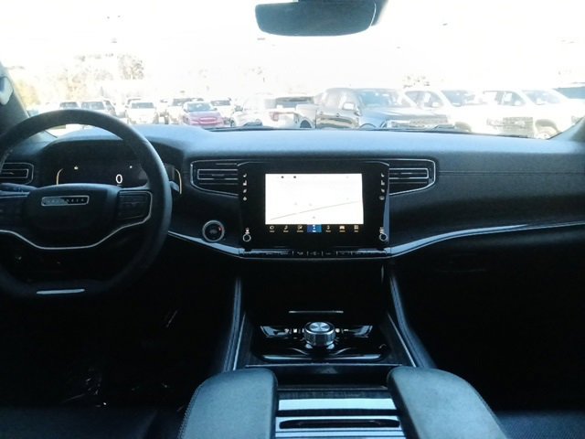 Used 2022 Jeep Wagoneer Series III w/ Premium Group I image 26