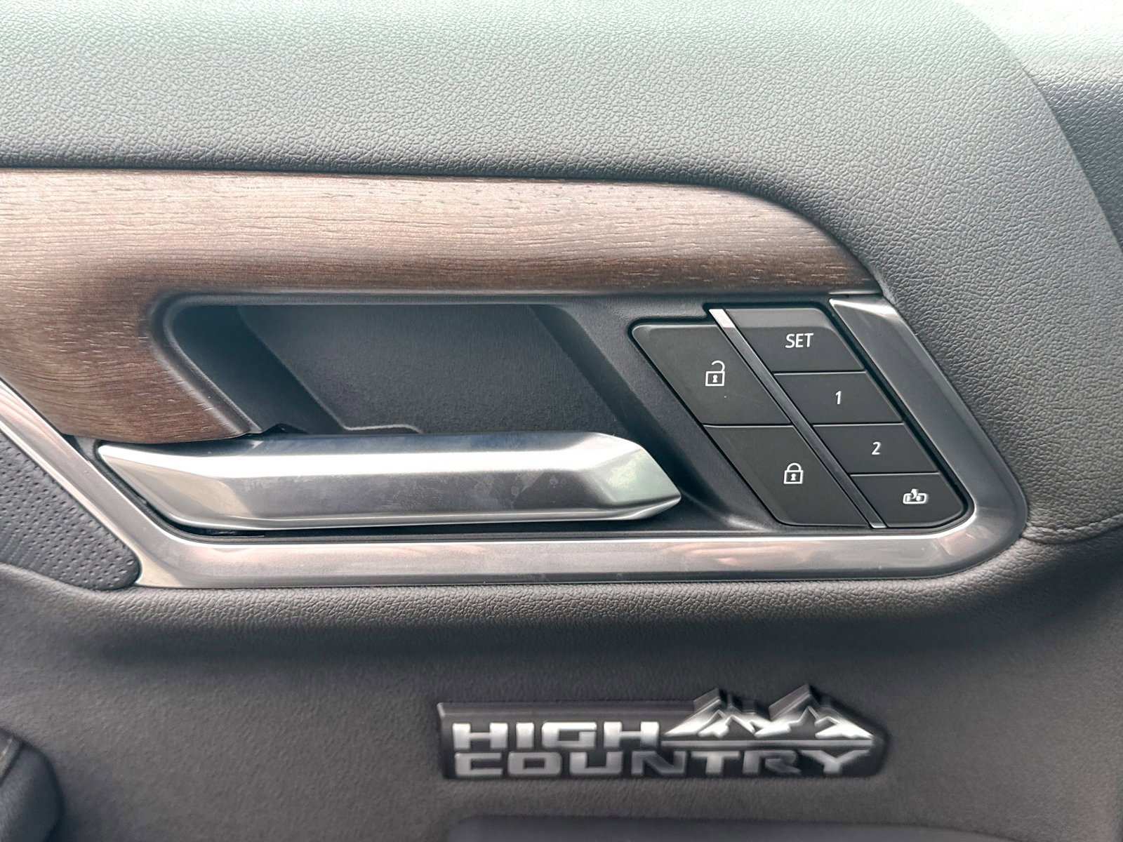 Certified 2026 Chevrolet Silverado 1500 High Country w/ High Country Premium Package image 16