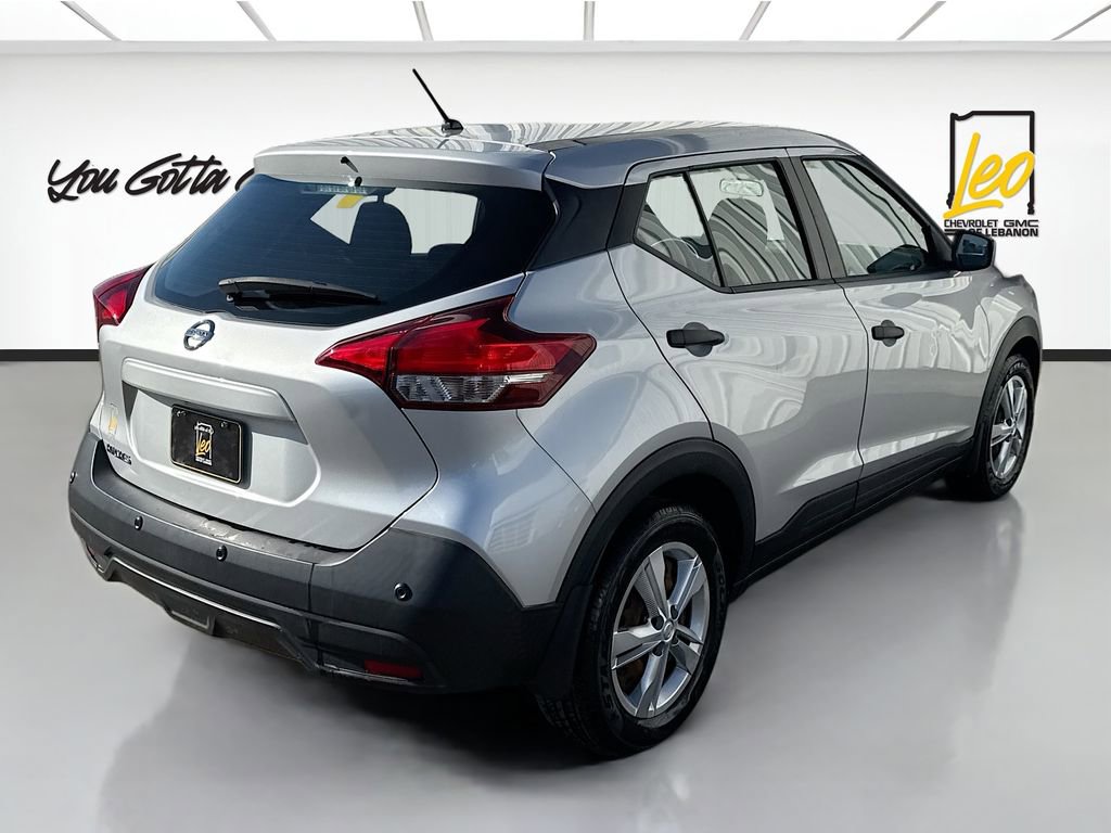 Used 2020 Nissan Kicks S image 4