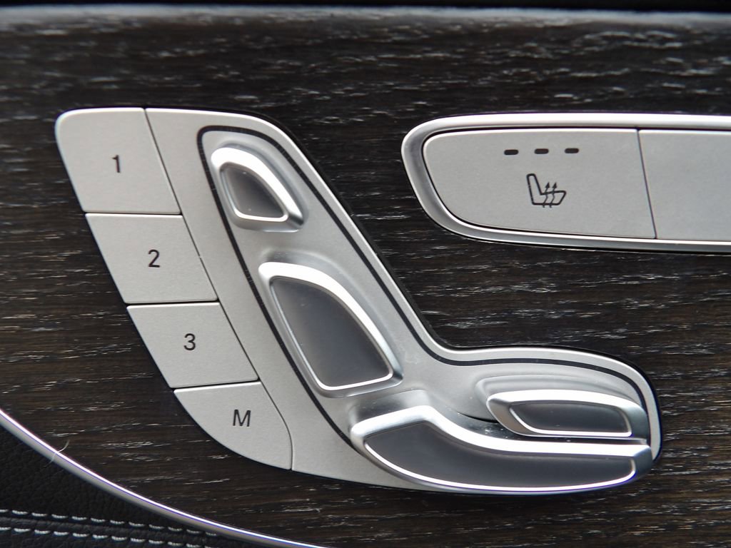 Used 2019 Mercedes-Benz C 300 4MATIC Coupe image 11