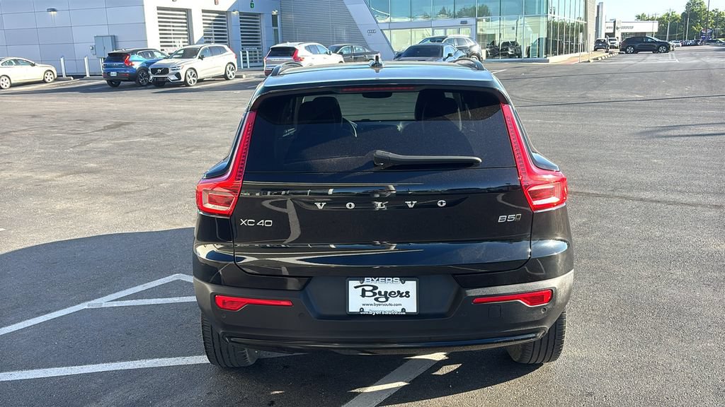 Used 2023 Volvo XC40 B5 Plus w/ Driver Assist Package AWD/4WD image 30