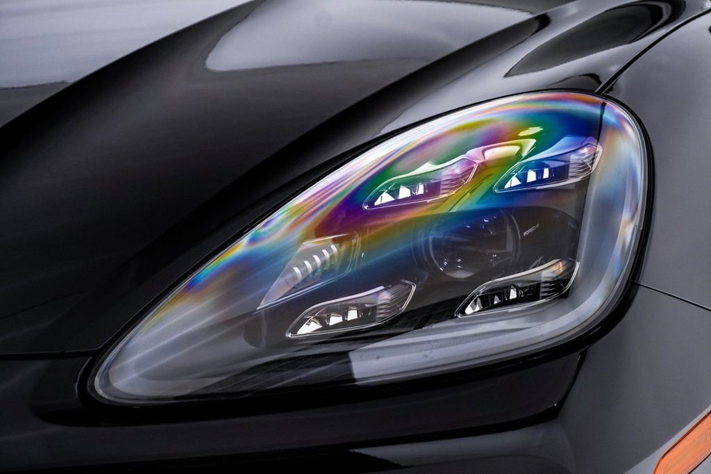 Certified 2023 Porsche Cayenne S AWD/4WD image 7