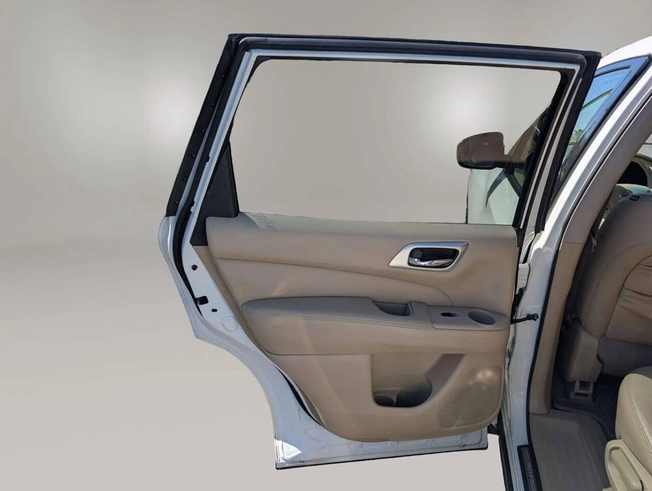 Used 2013 Nissan Pathfinder SL FWD image 27