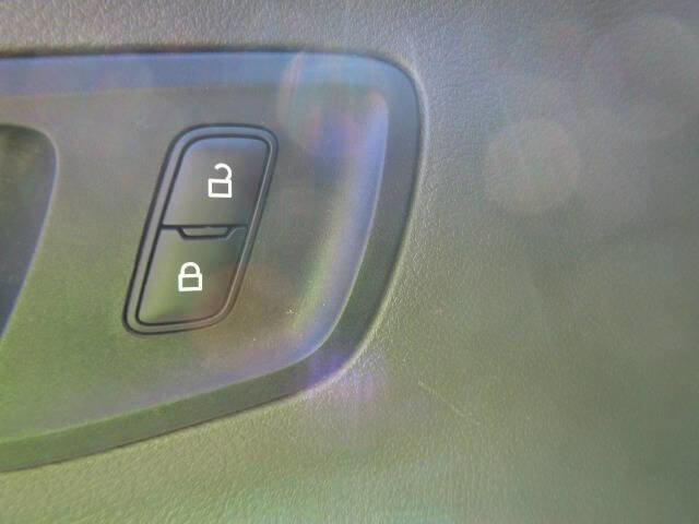 Used 2020 Ford Transit 250 Medium Roof image 12