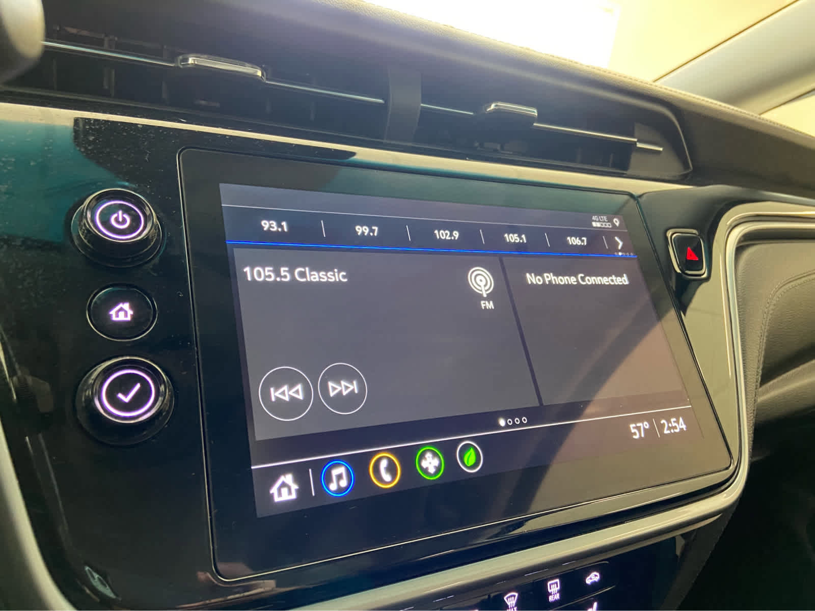 Used 2023 Chevrolet Bolt LT w/ Infotainment Package image 21