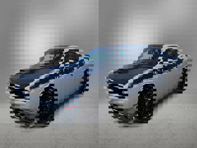 Used 2022 Dodge Challenger R/T w/ T/A Package image 1