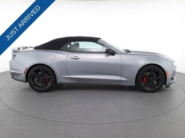 Used 2023 Chevrolet Camaro LT w/ RS Package image 8