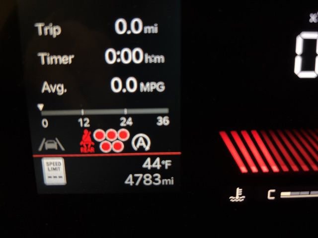 Certified 2025 Kia Sorento LX image 18