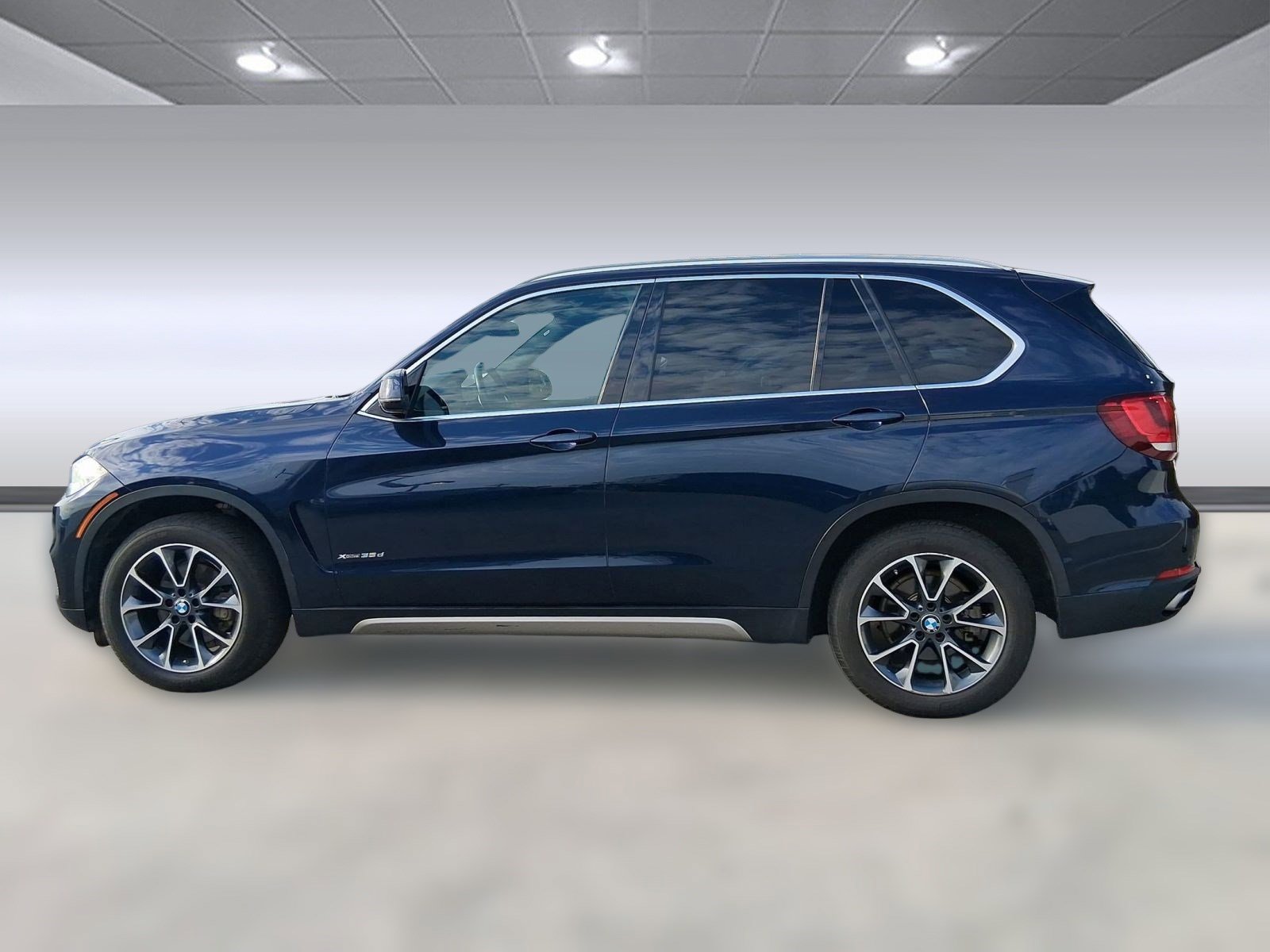 Used 2018 BMW X5 xDrive35d image 2