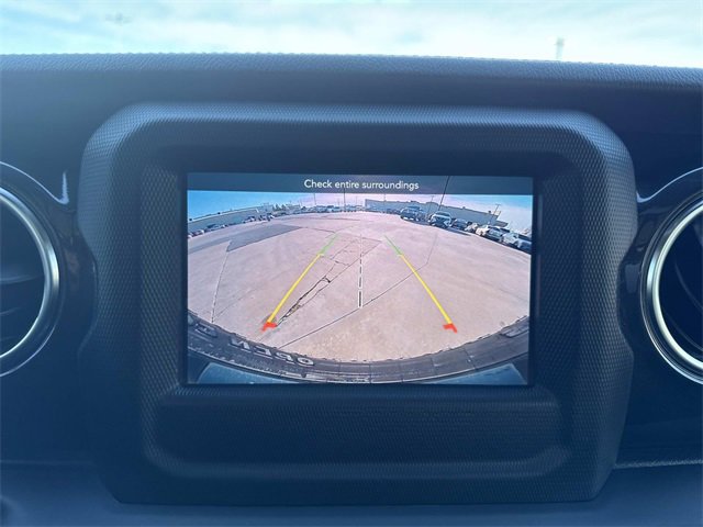 Used 2021 Jeep Wrangler Unlimited Sahara image 19