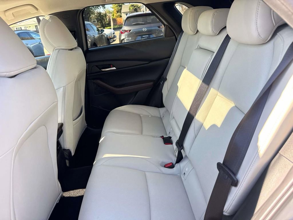Certified 2025 MAZDA CX-30 2.5 Turbo w/ Premium Plus Pkg image 11
