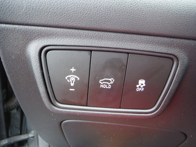 Used 2023 Hyundai Tucson Limited w/ Cargo Package AWD/4WD image 18