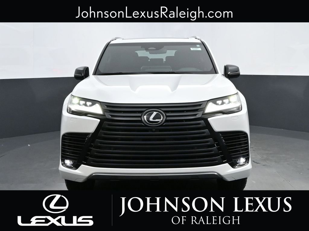 New 2025 Lexus LX 700h Overtrail image 4