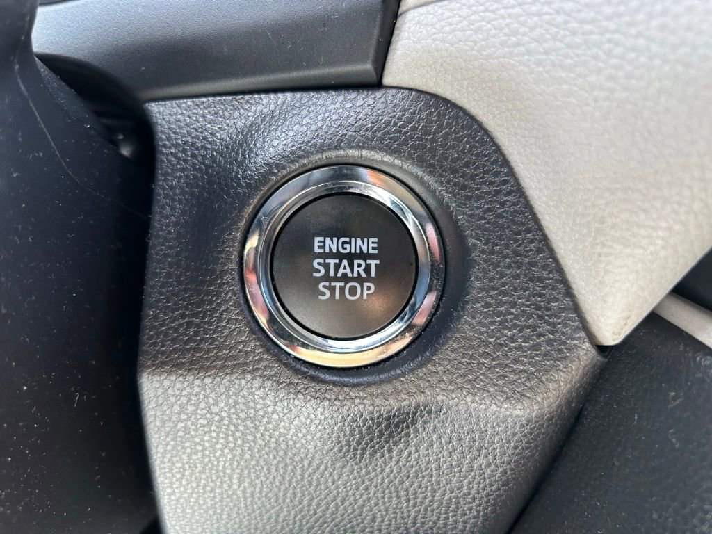 Used 2024 Toyota RAV4 XLE image 27