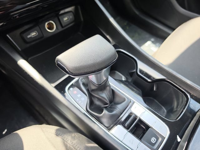 Used 2023 Hyundai Tucson SE FWD image 23