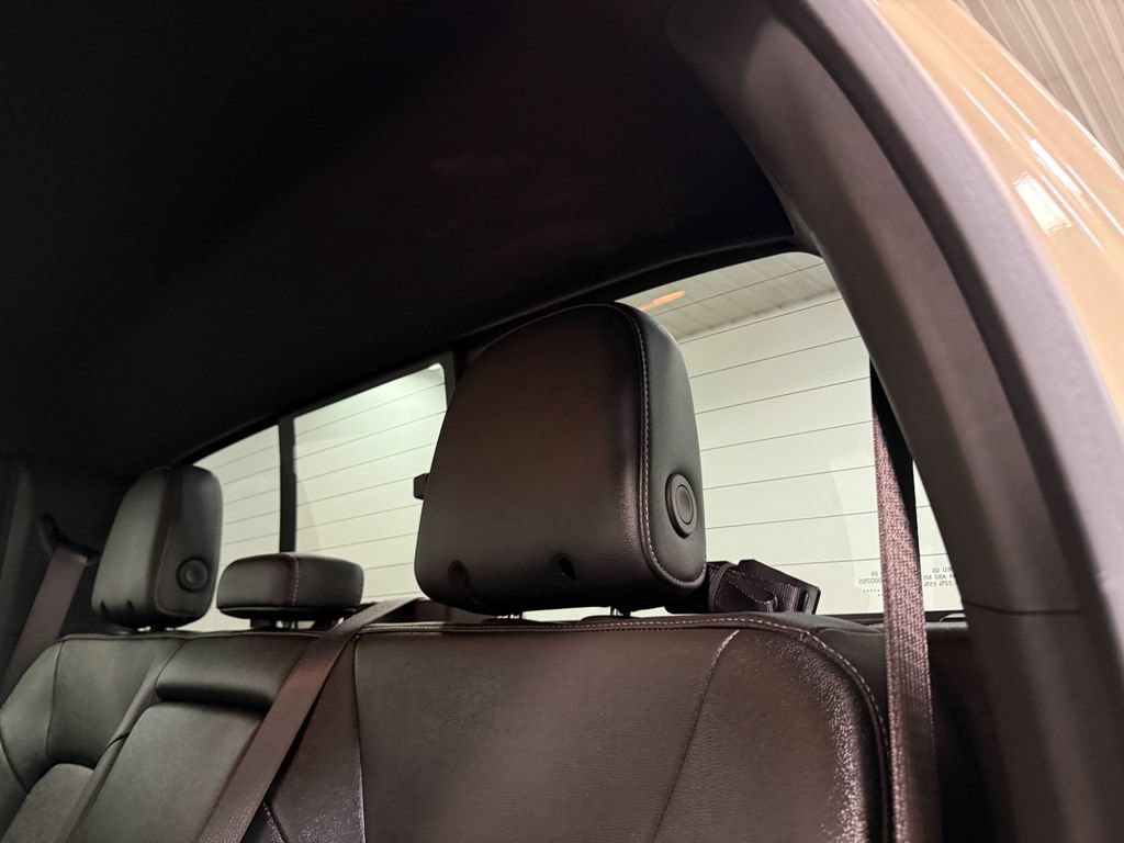 Used 2023 GMC Canyon Elevation w/ Elevation Premium Package AWD/4WD image 9