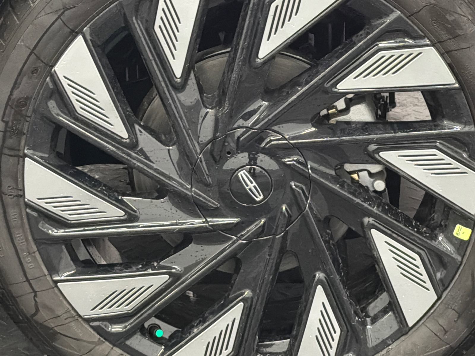 New 2026 Lincoln Nautilus Reserve image 5