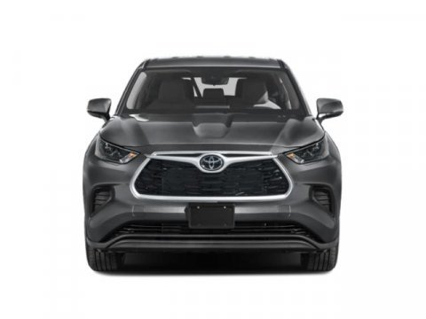 Used 2023 Toyota Highlander L FWD image 4