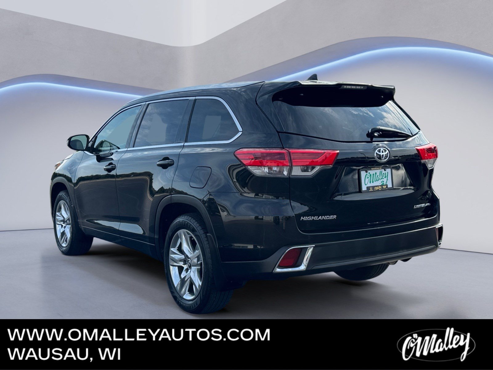 Used 2018 Toyota Highlander Limited AWD/4WD image 3