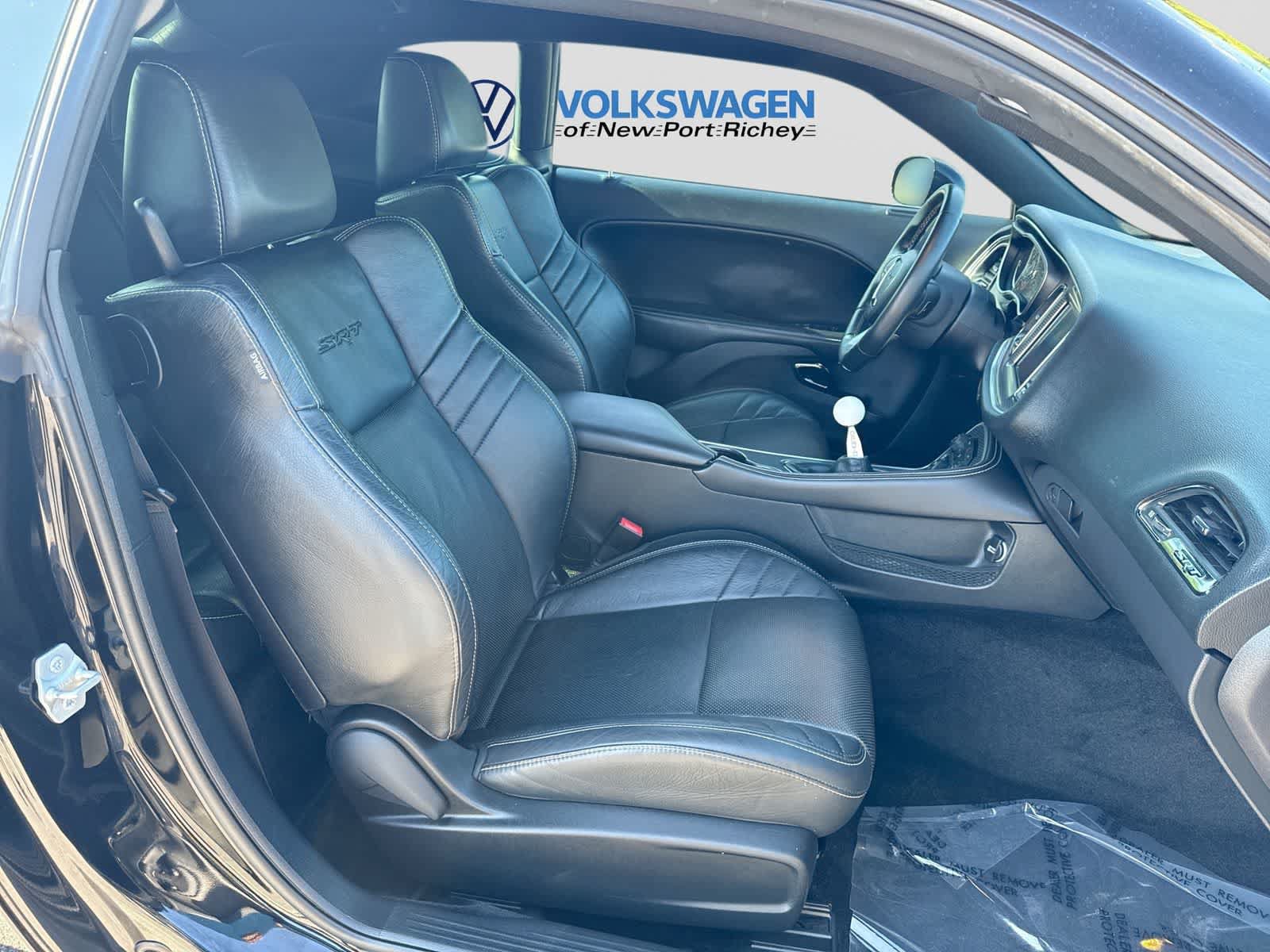 Used 2016 Dodge Challenger SRT Hellcat RWD image 27