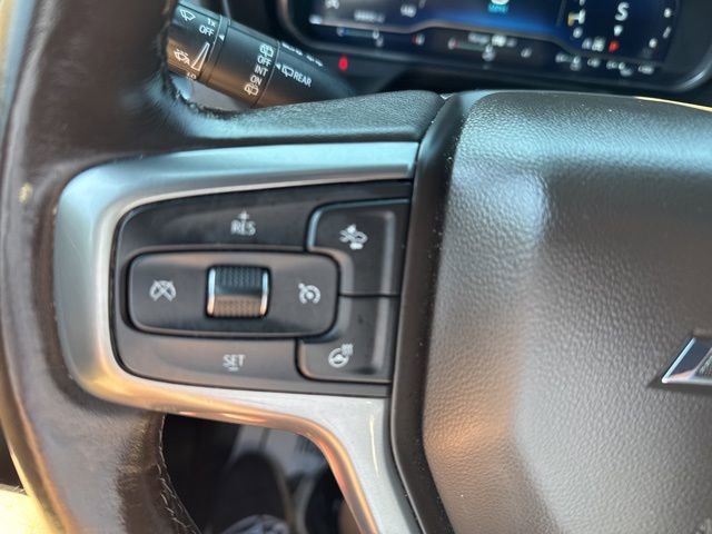 Used 2022 Chevrolet Suburban Z71 w/ Z71 Off-Road Package AWD/4WD image 16
