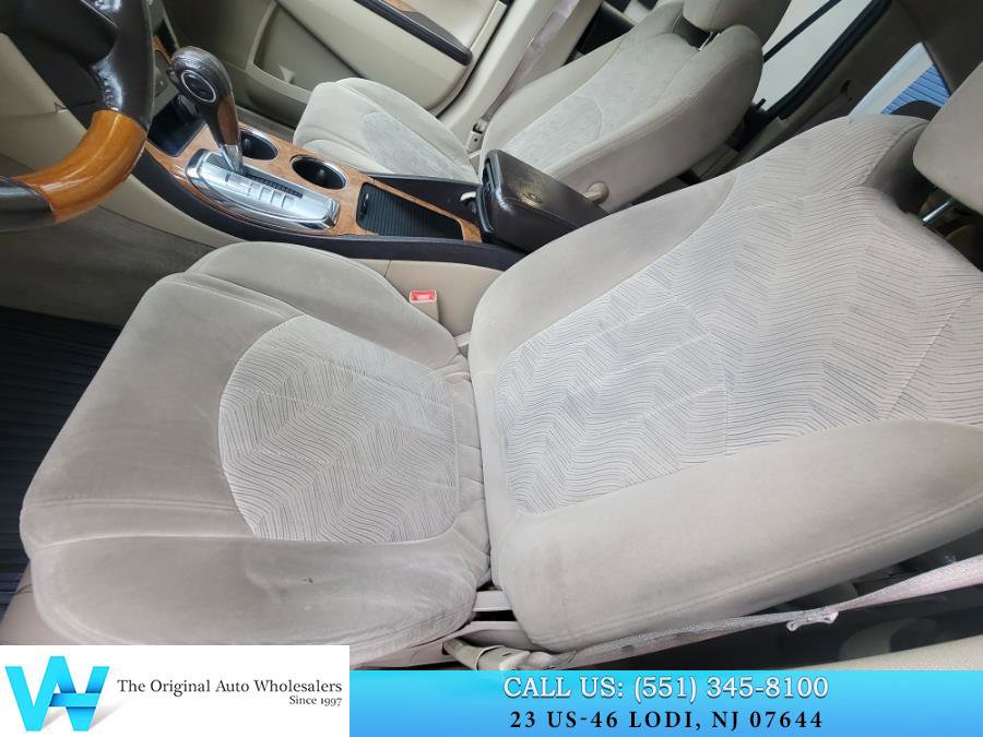 Used 2012 Buick Enclave FWD image 11