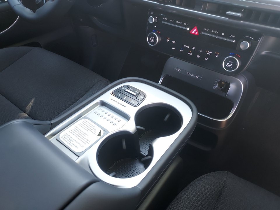 New 2026 Hyundai Ioniq 9 SE AWD/4WD image 35