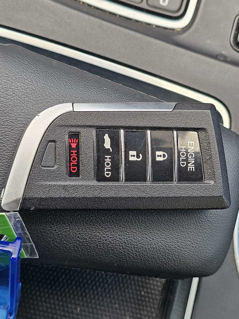 Used 2023 Acura MDX w/ Advance Package AWD/4WD image 31