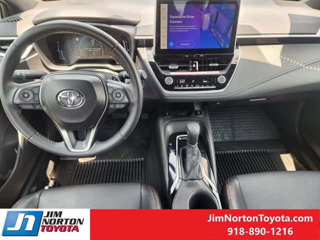 Used 2025 Toyota Corolla XSE FWD image 25