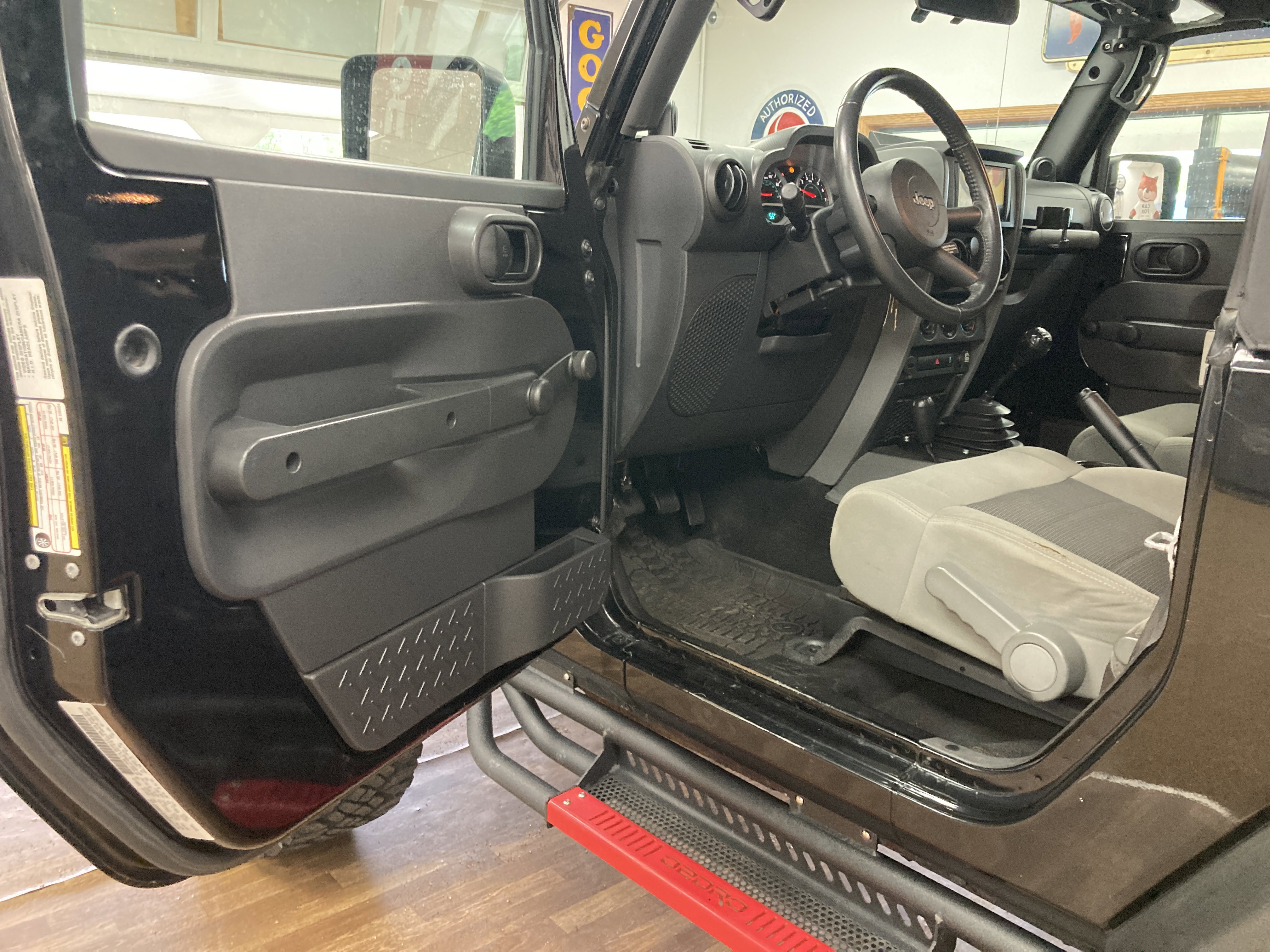 Used 2010 Jeep Wrangler Sport AWD/4WD image 11