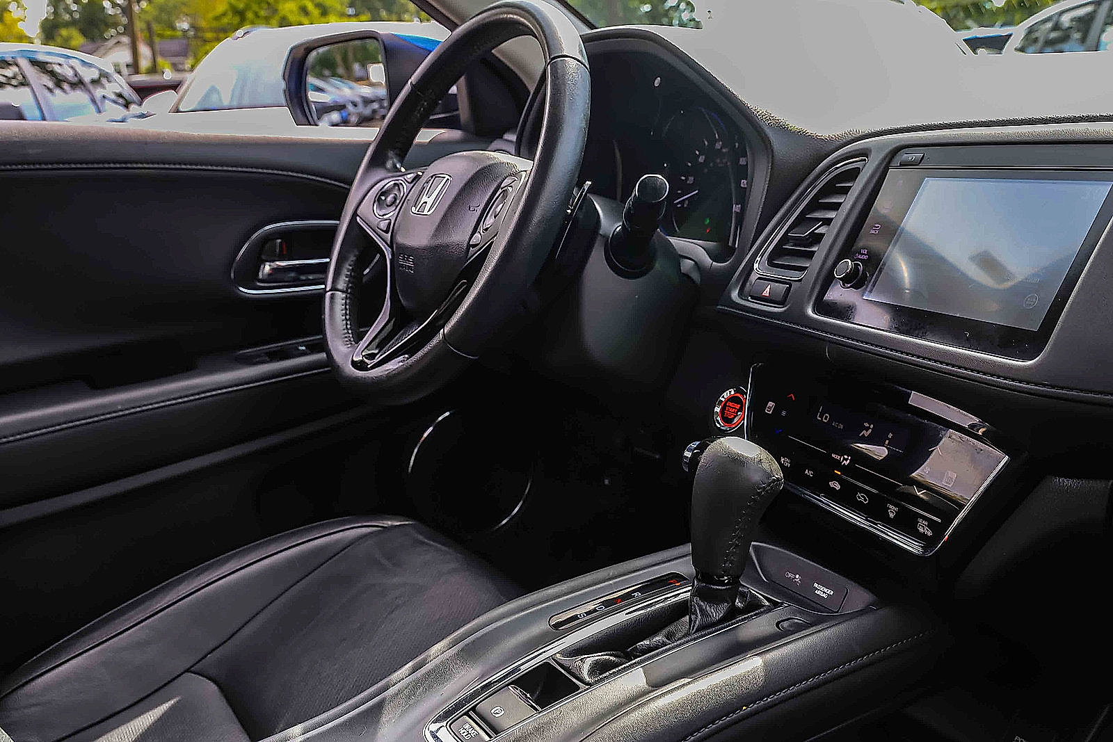 Used 2019 Honda HR-V EX-L image 25
