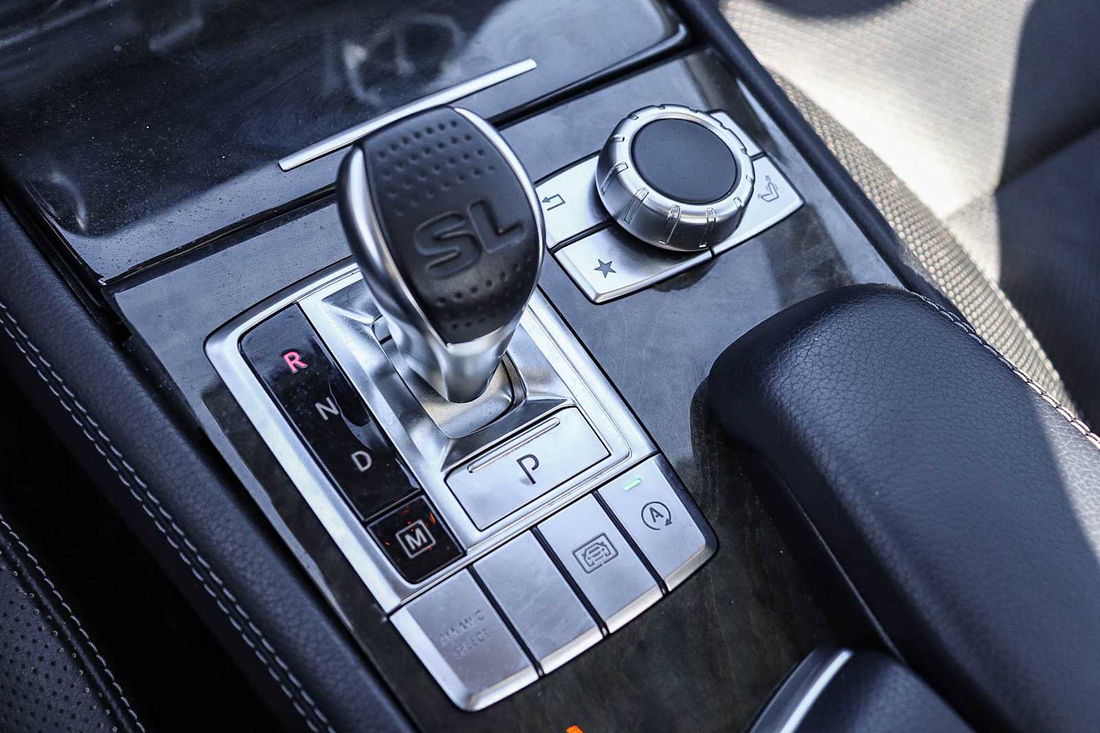 Used 2018 Mercedes-Benz SL 450 image 31