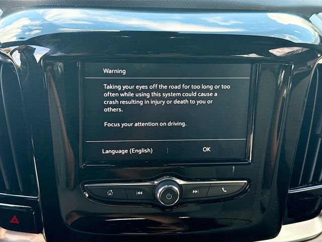 Used 2023 Chevrolet Traverse LS image 14