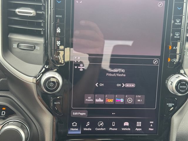 New 2027 RAM 1500 4x4 Crew Cab image 28