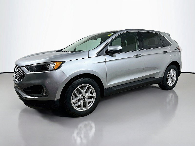 Used 2023 Ford Edge SEL w/ Convenience Package AWD/4WD image 3