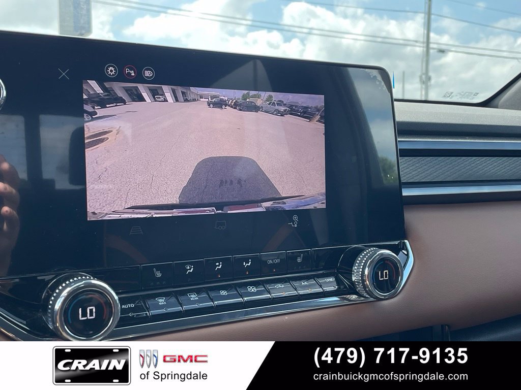 Used 2026 GMC Canyon AT4 AWD/4WD image 17