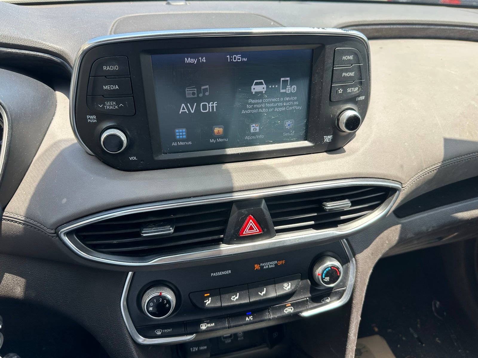 Used 2019 Hyundai Santa Fe SE AWD/4WD image 4