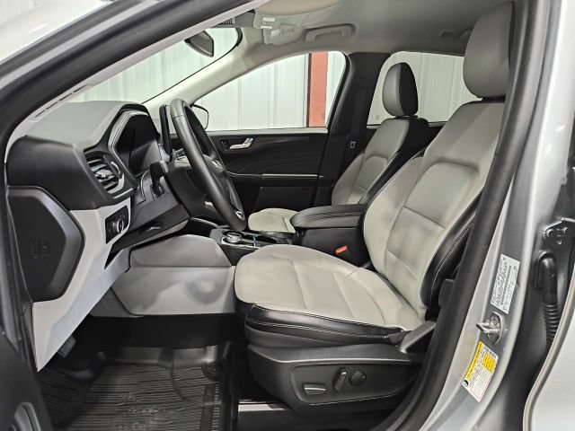 Used 2023 Ford Escape Platinum AWD/4WD image 13