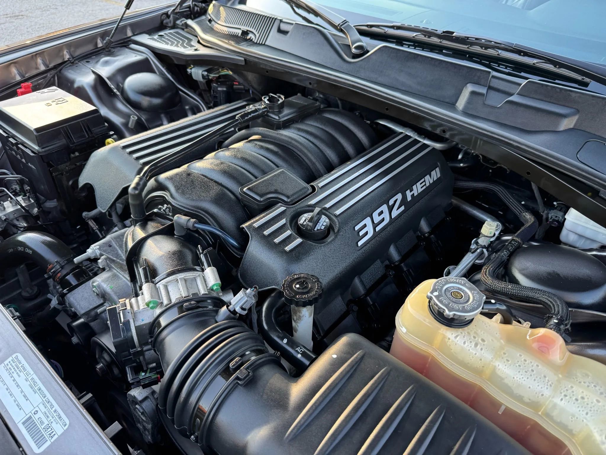 Used 2014 Dodge Challenger SRT8 w/ Harman/Kardon Audio Group image 47