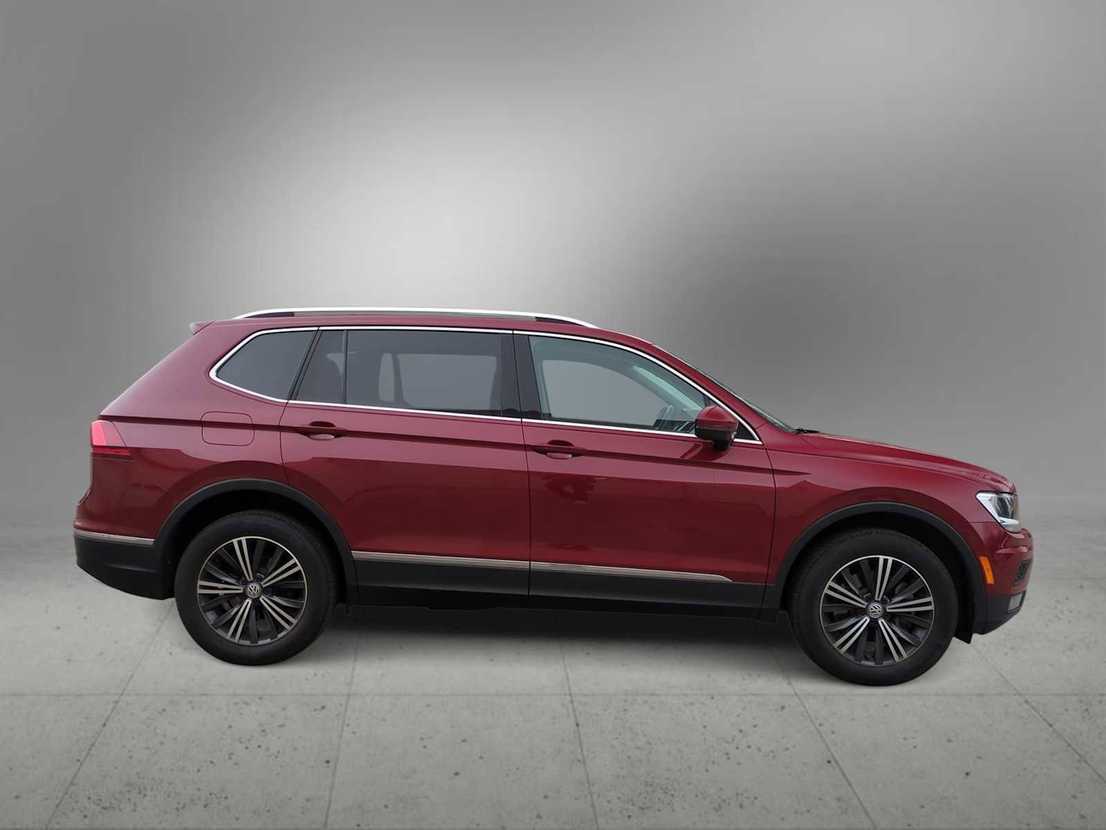 Used 2019 Volkswagen Tiguan SEL image 9