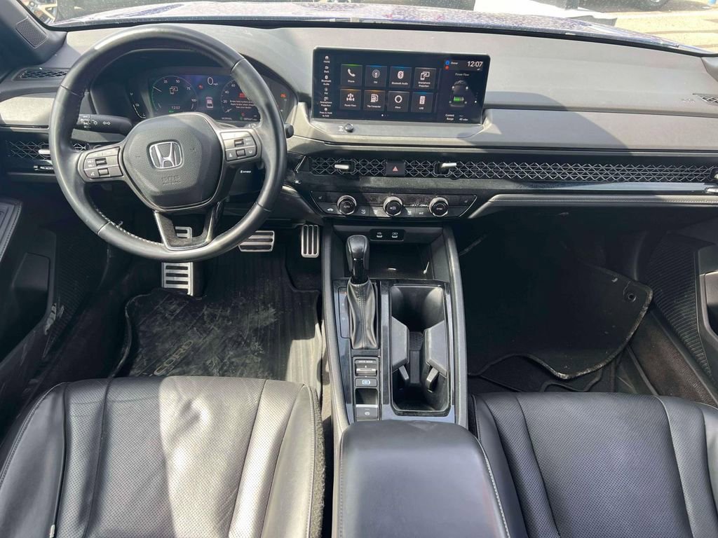 Used 2023 Honda Accord Sport image 10