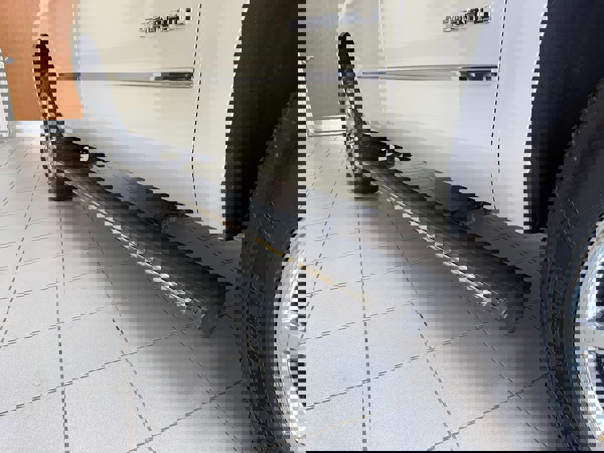 Used 2015 GMC Yukon Denali w/ Touring Package image 64