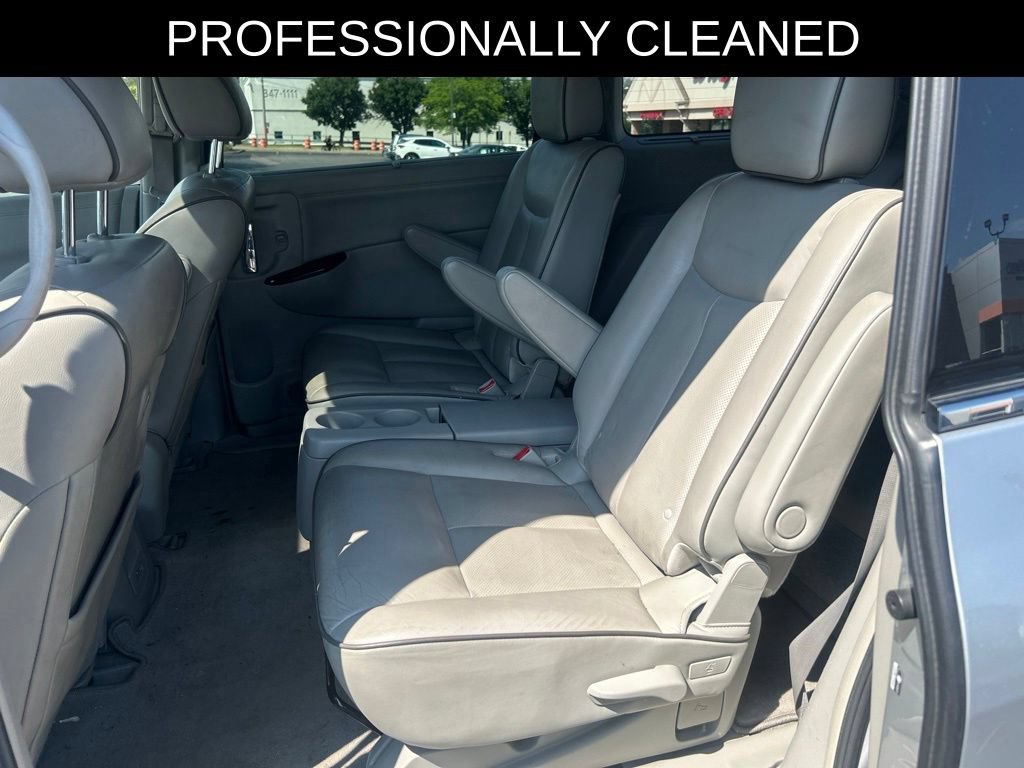 Used 2014 Nissan Quest LE FWD image 15