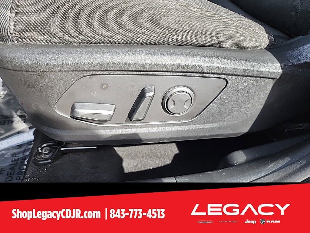 Used 2023 Hyundai Santa Cruz Night image 18