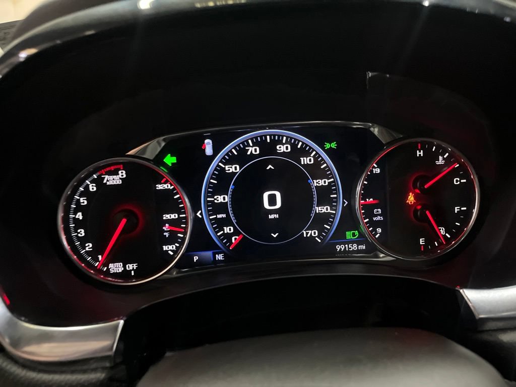 Used 2023 Chevrolet Traverse Premier w/ Redline Edition FWD image 15
