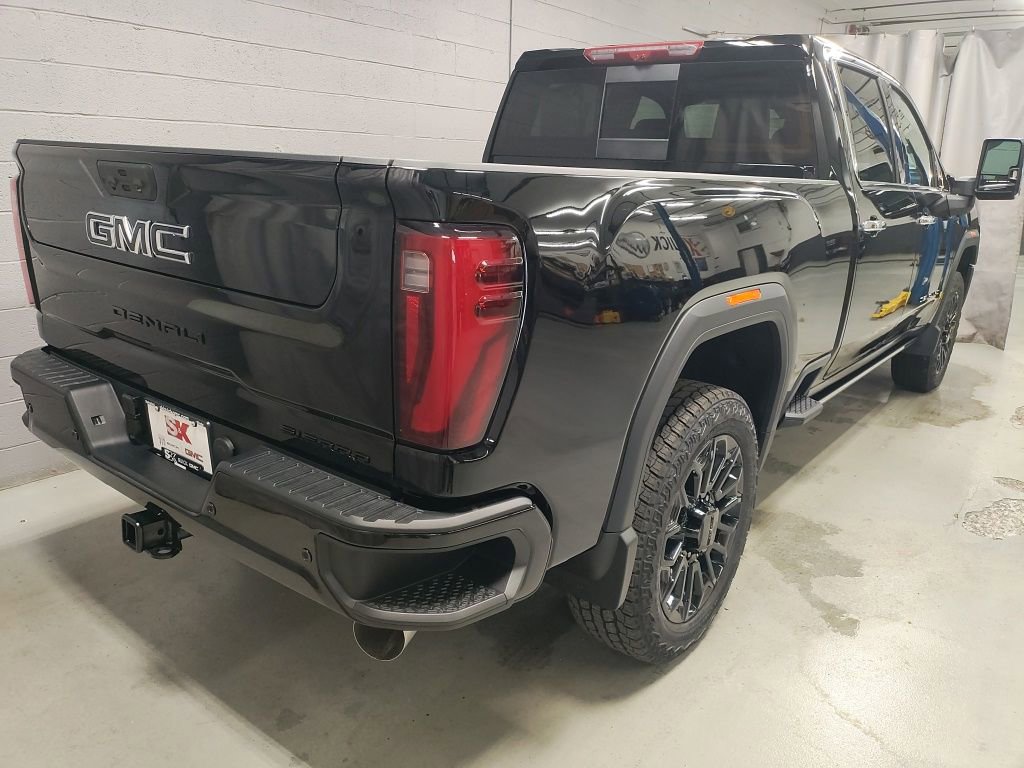 New 2026 GMC Sierra 2500 Denali w/ Denali Reserve Package AWD/4WD image 2