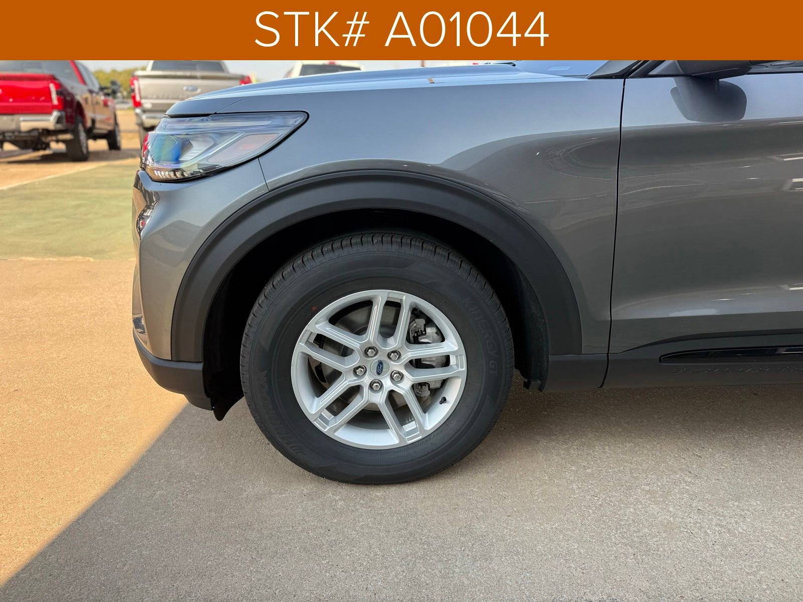 New 2026 Ford Explorer Active image 3