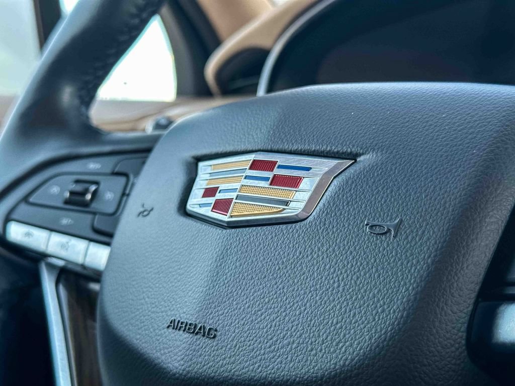 Used 2020 Cadillac XT6 Premium Luxury w/ Platinum Package FWD image 31